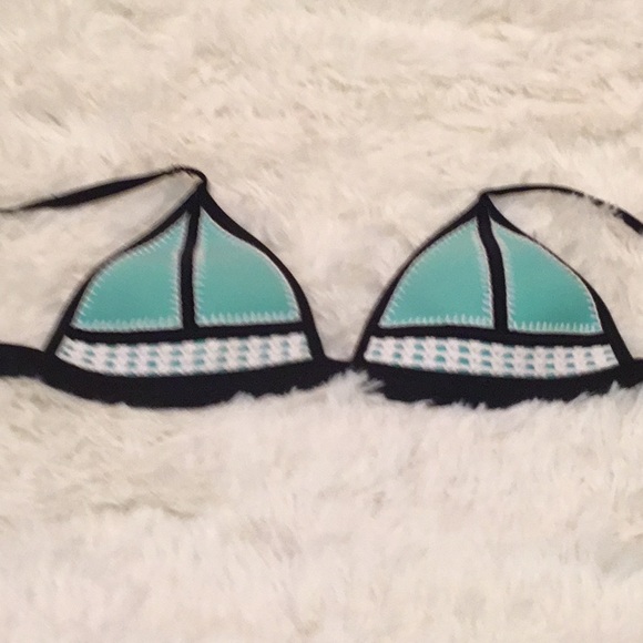 TRIANGL Bikini top - Picture 5 of 8